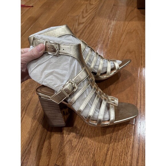 Vince Camuto Hicheny Cage Sandals Women's Size 9.5 Metallic Gold Gladiator NEW - Picture 6 of 9